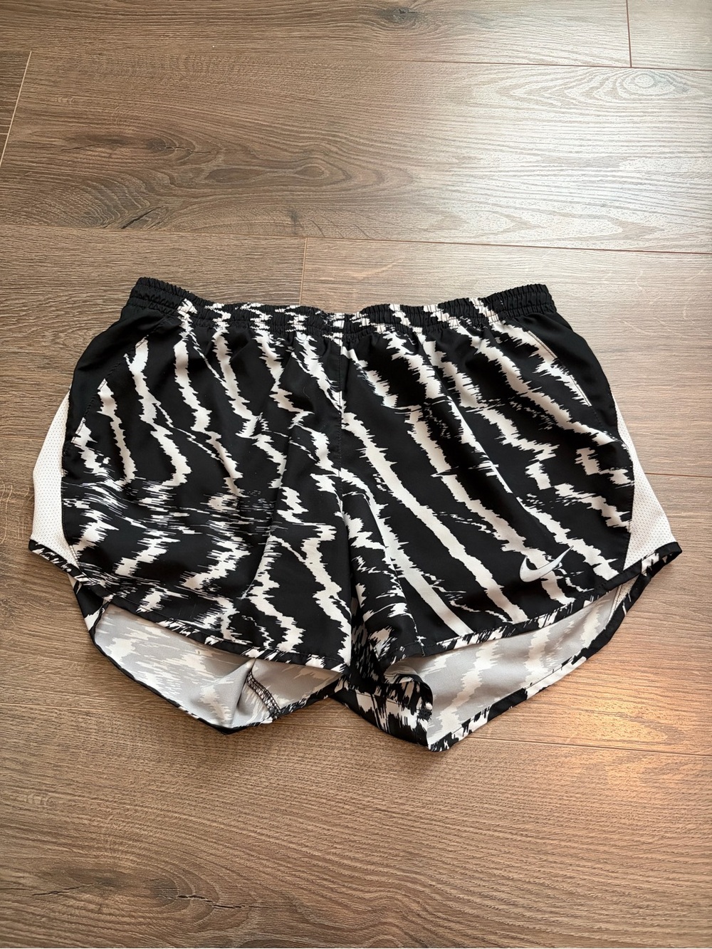 Nike Women’s Black & White Patterned Athletic Shorts